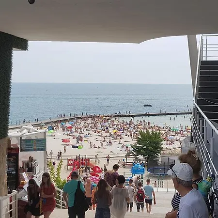 Apartment Квартира В Клубном Доме Санторини Odesa